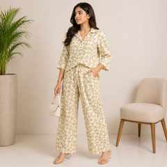 Elegant Cream Star Print Matching Set for Women